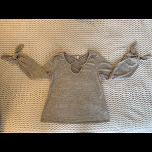 Criss Cross Tan Sweater w Tied Sleeves Small